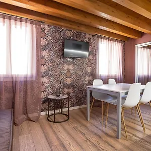  Apartment Palazzina Riello Italy
